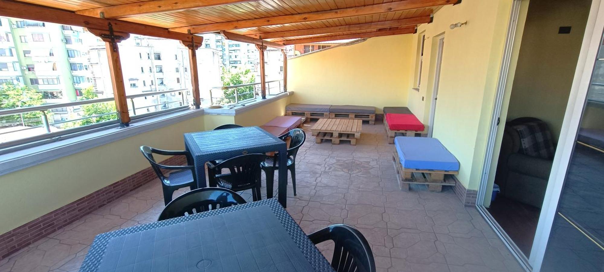 Hostel Albania Tirana Zewnętrze zdjęcie